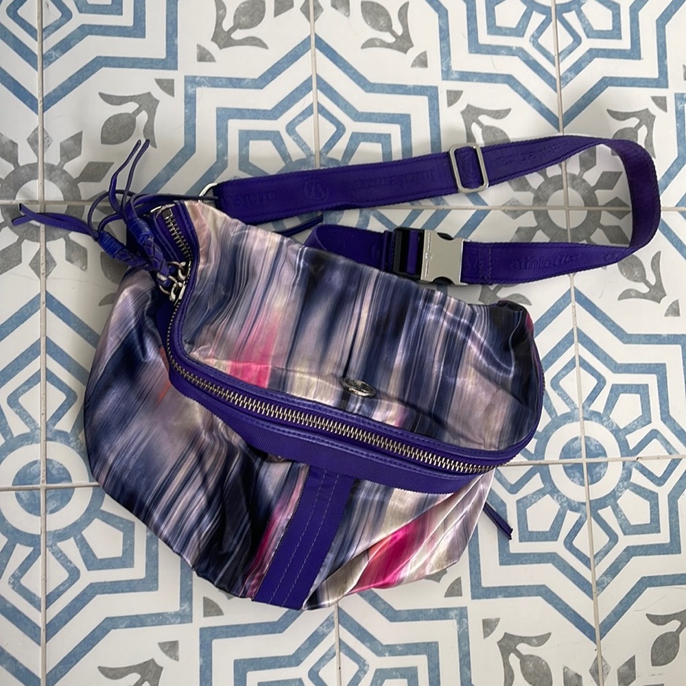 Larger adjustable Lulu Fanny bag. Bigger than the usual size.